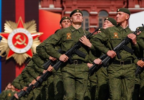В 2016 году Россия потратит на оборону более 3 трлн рублей