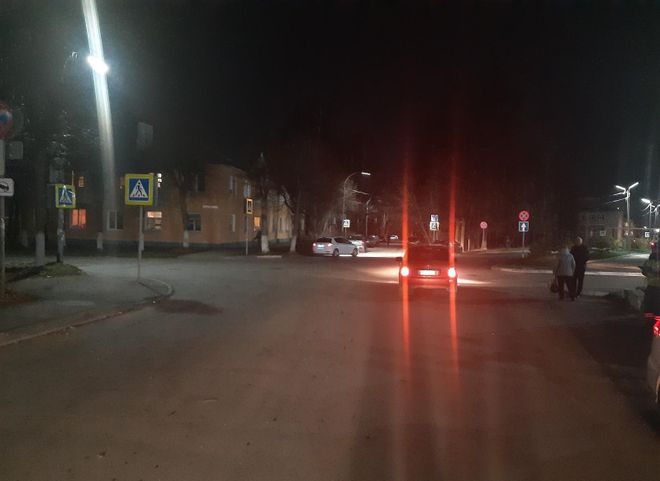 На улице Маяковского легковушка сбила пешехода