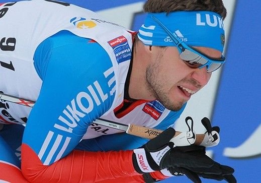 Рязанец Черноусов неудачно стартовал на лыжном Кубке мира