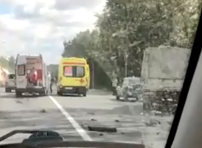 В массовом ДТП на трассе М5 в черте Рязани пострадала женщина