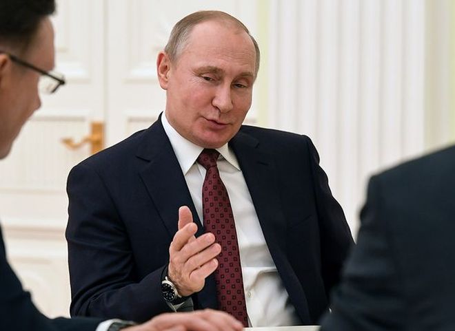 Путин предложил освобождать компании от наказания за взятки
