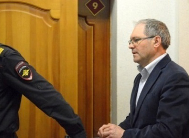 Суд продлил срок ареста бывшему чиновнику рязанской мэрии