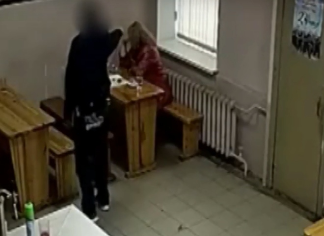 Расстрел женщины в рязанском кафе попал на видео