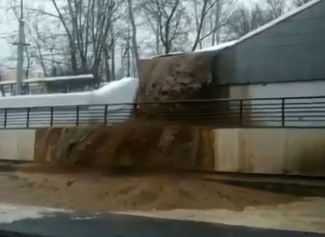 В Москве затопило Тушинский тоннель (видео)
