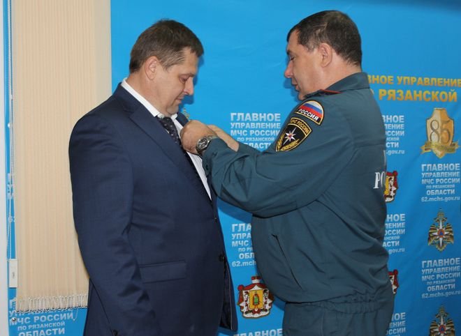 Генеральный директор РНПК Владимир Абрамов награжден памятной медалью МЧС