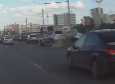 Момент массового ДТП на Московском шоссе сняли с другого ракурса