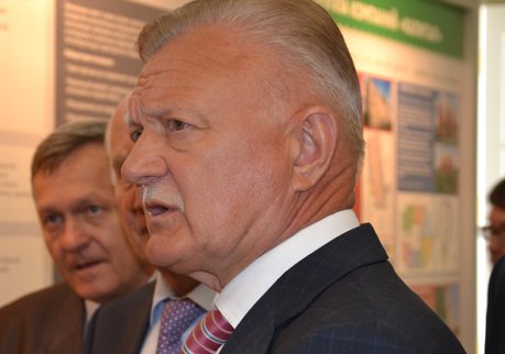 Ковалев уволил министра транспорта и автодорог