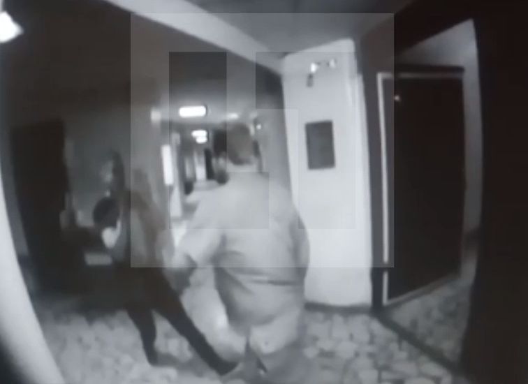 Опубликовано полное видео нападения на врача рязанского травмпункта