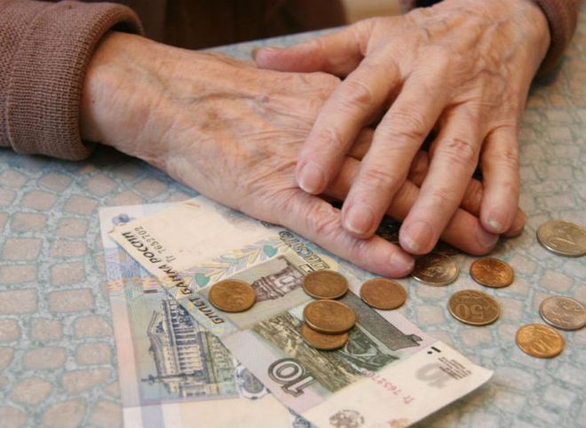 Кабмин выделил 7 млрд рублей на доплаты к пенсиям в регионах в 2018 году