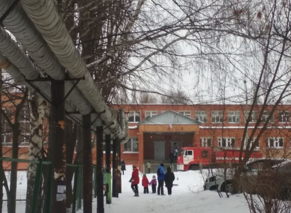 Названа причина эвакуации школ и торговых центров в Рязани