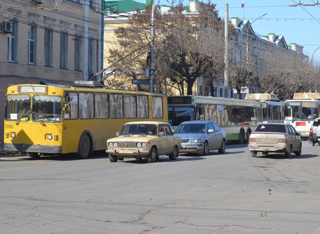 Рязань планирует приобрести 100 троллейбусов и 200 автобусов со скидкой в 60%
