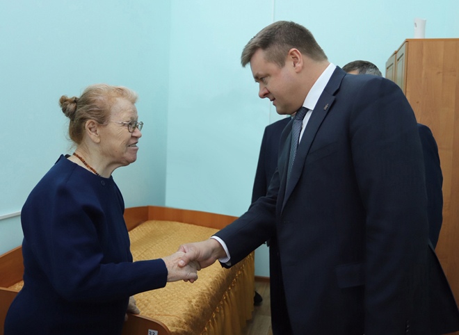 Губернатор Николай Любимов открыл два отделения комплексного соццентра в Сапожке