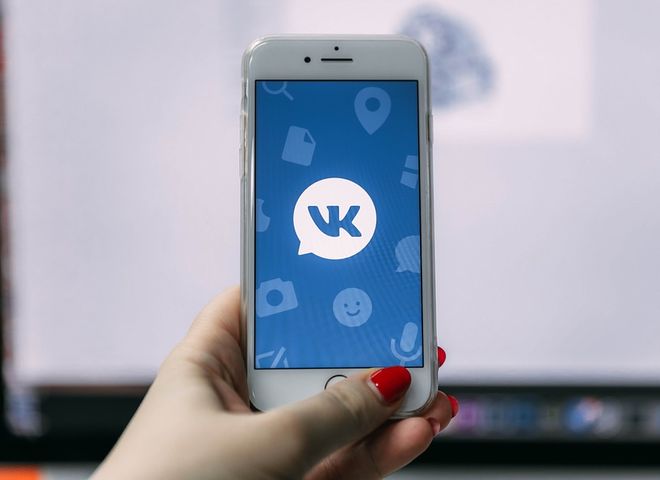 «ВКонтакте» временно заблокирует половину пользователей
