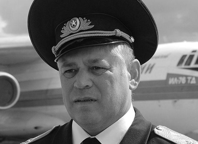 Умер летчик, тушивший вместе с Путиным лесные пожары под Рязанью