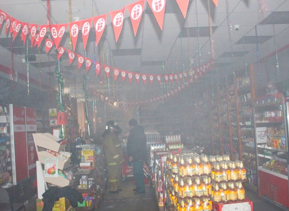 В Сараях произошел пожар в магазине «Бристоль»