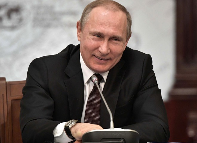 Путин ответил анекдотом на уговоры участвовать в выборах президента
