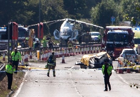 На британском авиашоу разбился истребитель, 7 погибших (видео)