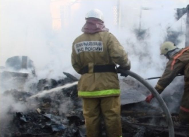 В Рязани сгорели два дачных дома