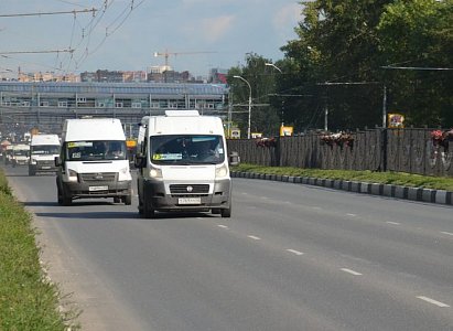 Любимов поручил разобраться с проблемами рязанского общественного транспорта