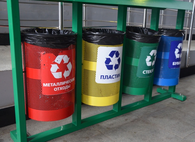 На 12 улицах Рязани установили контейнеры для раздельного сбора мусора