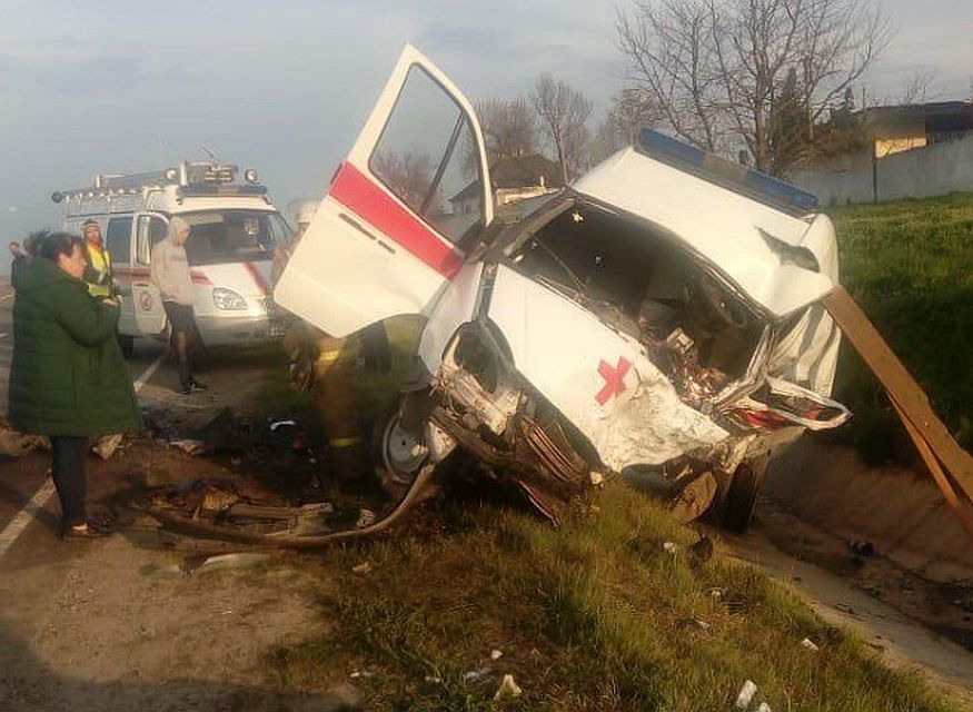 На Кубани произошло смертельное ДТП с участием скорой помощи