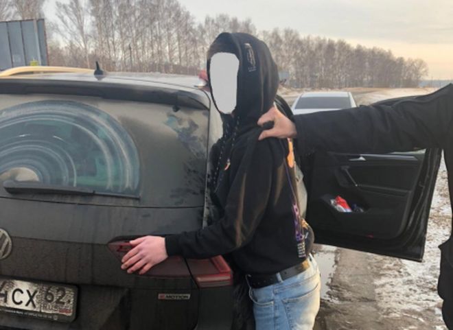 Рязанские полицейские задержали 19-летних фальшивомонетчиков
