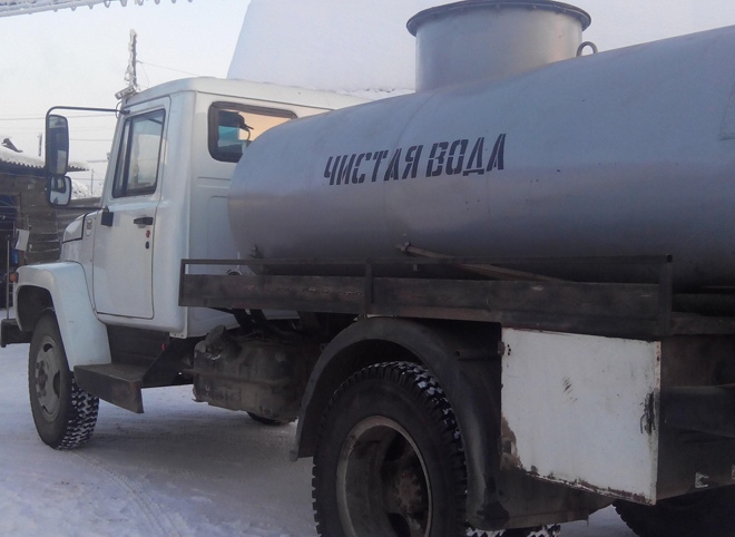 В связи с масштабной аварией на водопроводе рязанские власти организовали подвоз воды