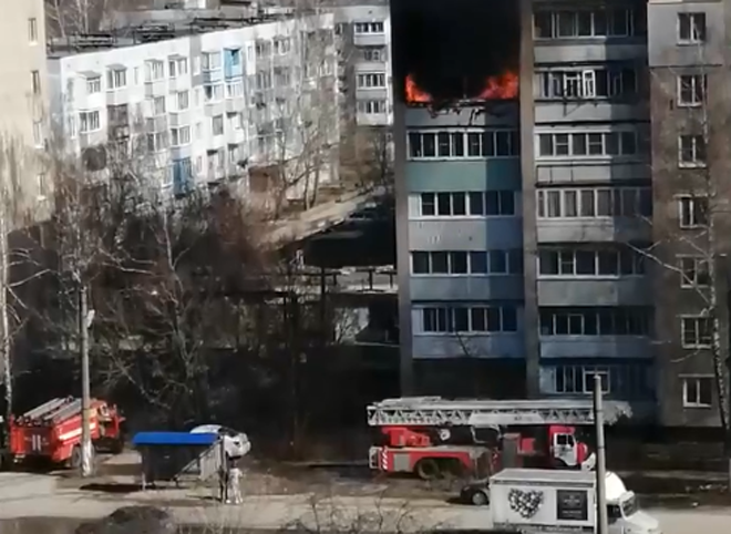 Во время пожара на улице Забайкальской эвакуировали 20 человек