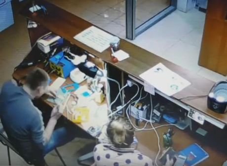 Рязанец обвиняет знакомую в краже телефона (видео)