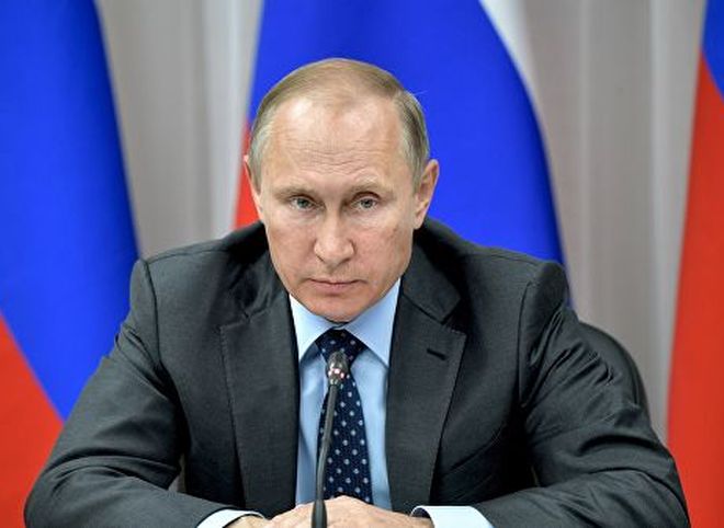 Путин освободил от должностей двух генералов после скандала с Голуновым