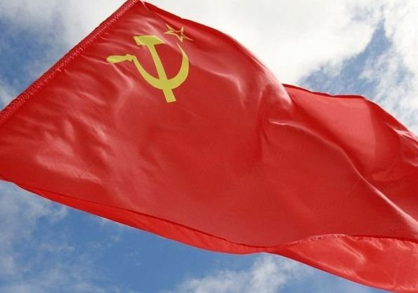 В Тернополе запретили советскую символику на 9 мая