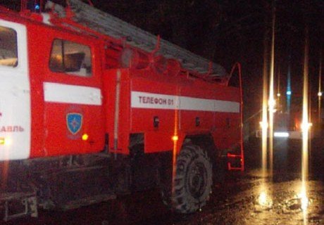 В Спасске пожарные спасли человека из горящей квартиры