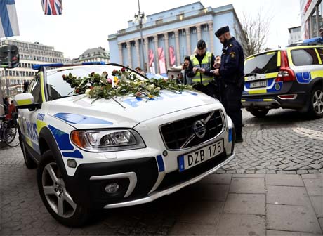В Швеции полицию забросали коктейлями Молотова