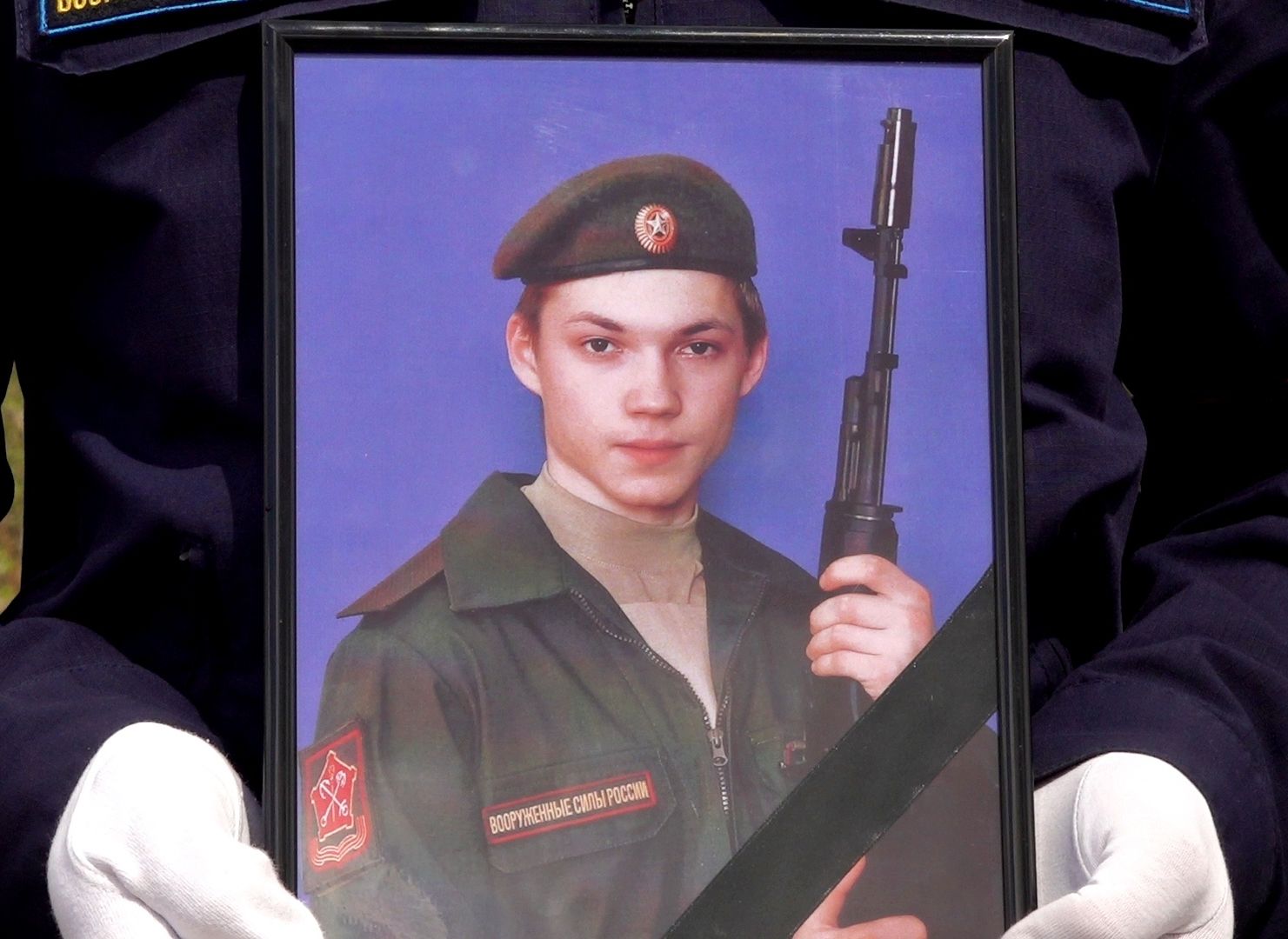 В Михайлове похоронили погибшего на Украине Никиту Аманова