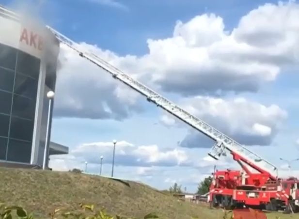 В сети появилось видео тушения «Окской жемчужины»