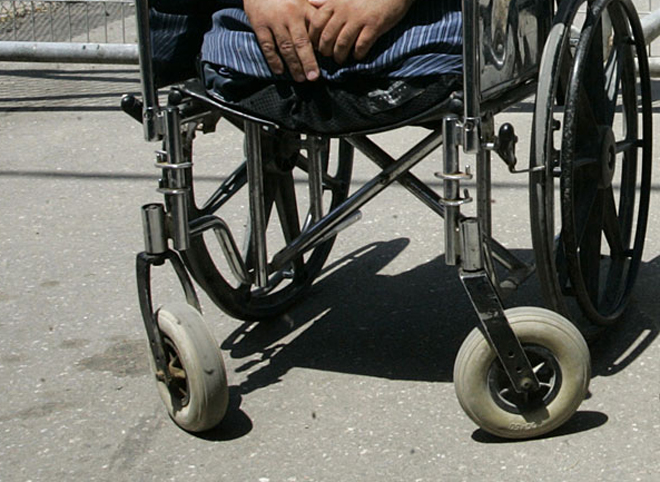 В Касимове на улице ограбили инвалида