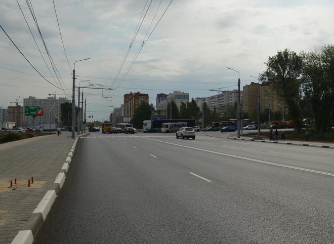 В Рязани после жалоб пешеходов поменяют режим светофора на перекрестке у «Глобуса»
