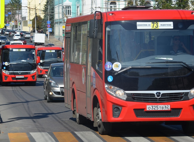 На УРТ пожаловались из-за закупок ПАЗиков