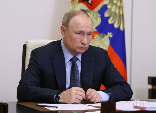 Путин объявил об очередной волне пандемии в мире
