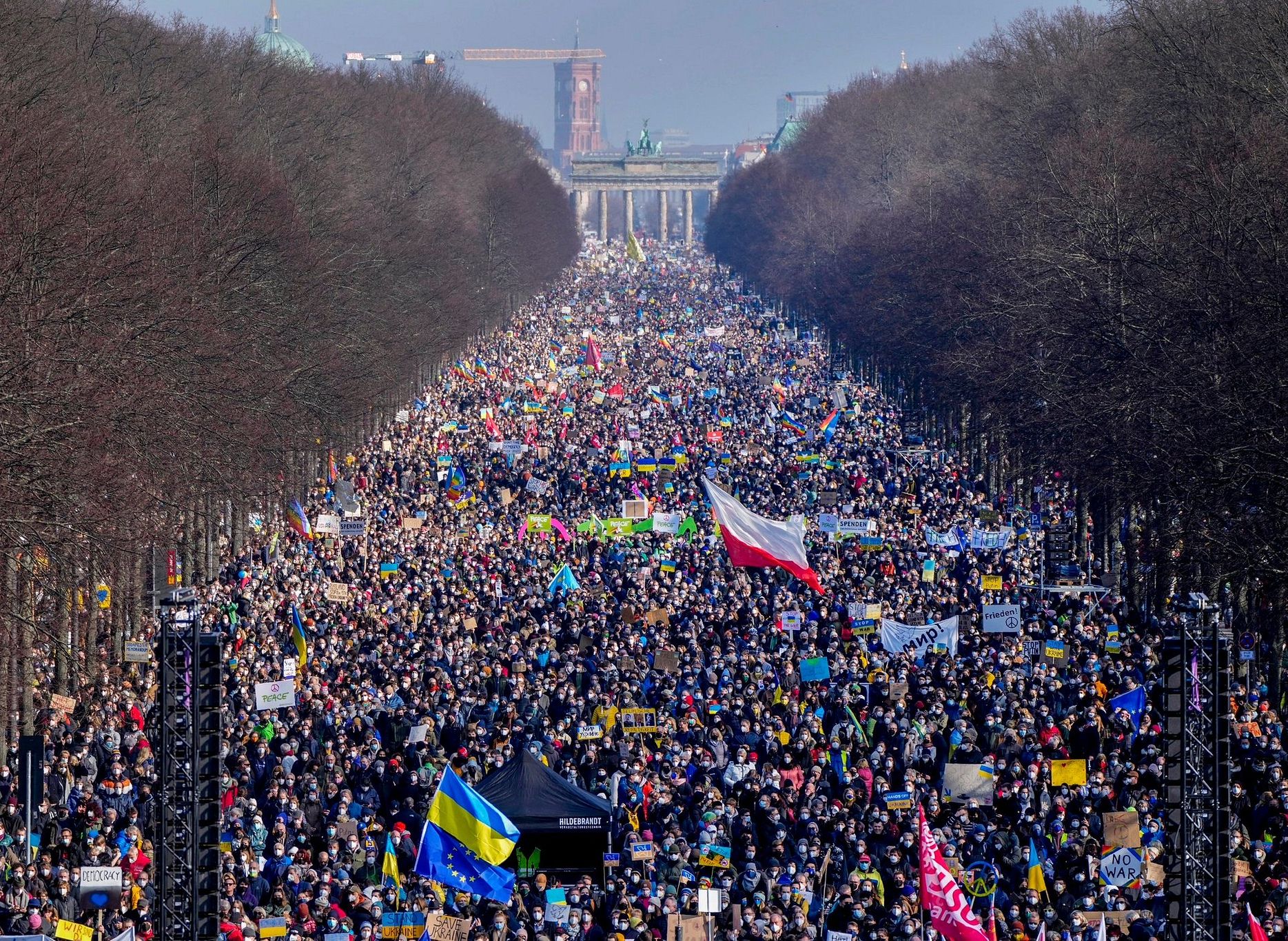 В Праге и Берлине начались масштабные акции против спецоперации на Украине