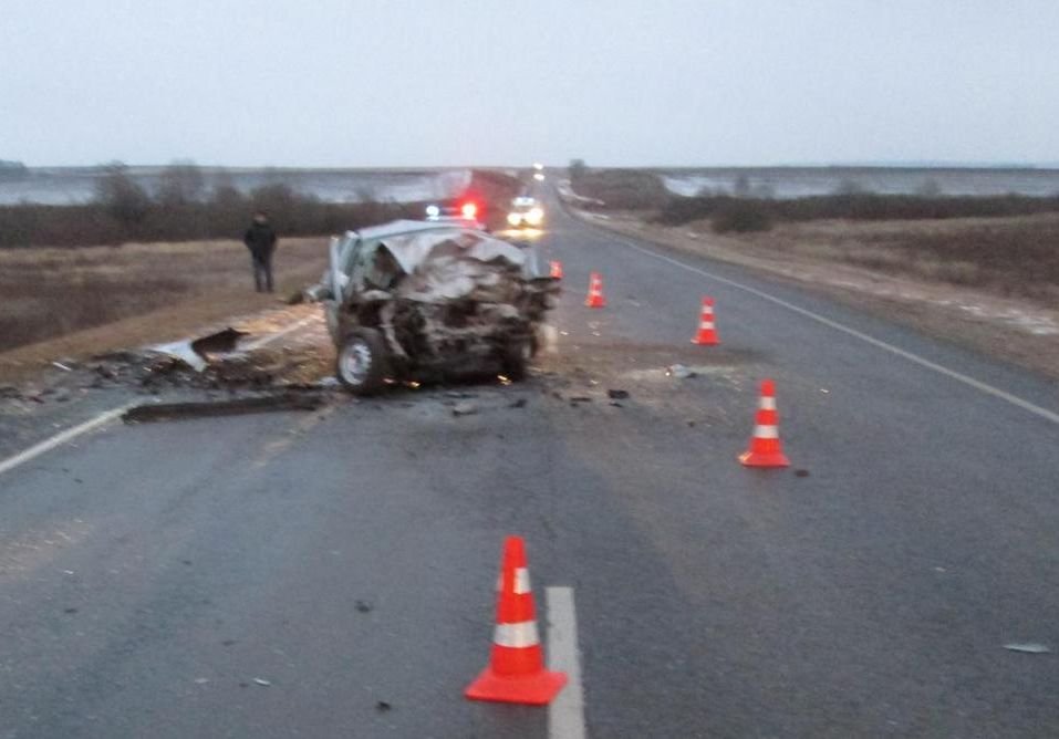 В ДТП на трассе М6 погиб водитель «Приоры»