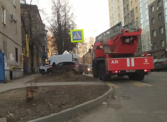 Полиция: в Шлаковом обнаружили бесхозный пакет
