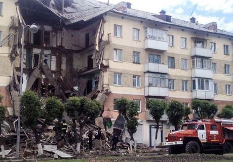 Под завалами рухнувшего дома в Кузбассе могут находиться 15 человек