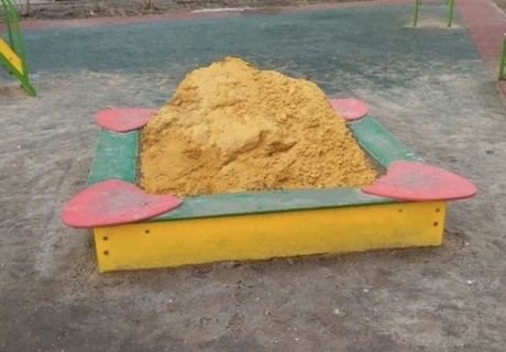 Власти Раменского «заполнили» песочницу при помощи фотошопа