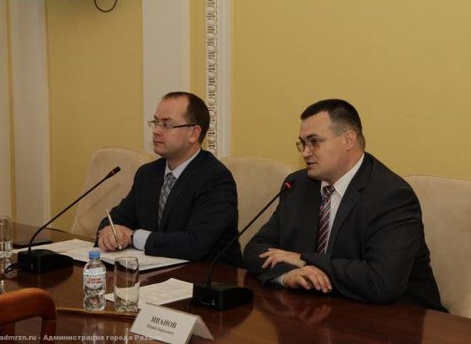 Сергей Карабасов провел очередное оперативное совещание