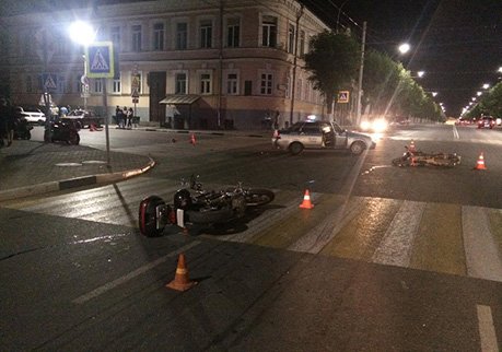 В центре Рязани «пятерка» сбила двух мотоциклистов