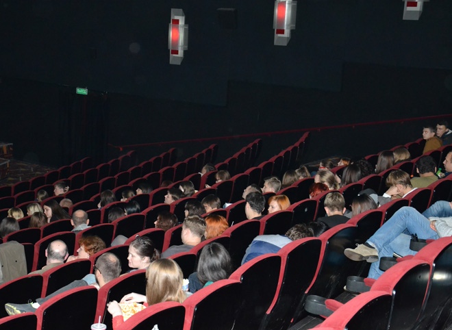 Кинотеатры в России откроются 15 июля