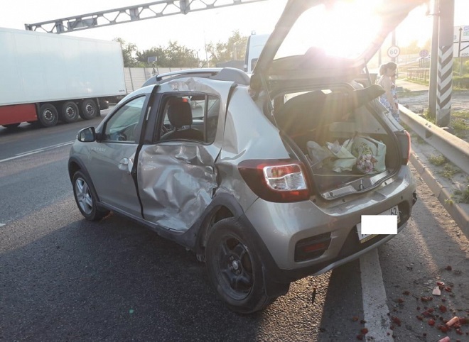 В Рязани столкнулись две машины, есть пострадавший
