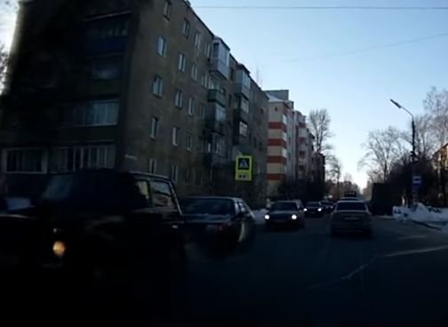 Соцсети: в Рязани произошел взрыв в автомобиле (видео)