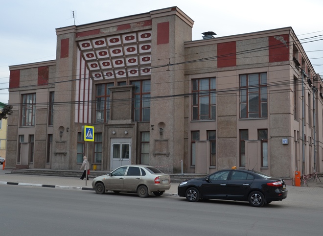 Здание бывшего кинотеатра «Родина» арендует центр «Патриот»